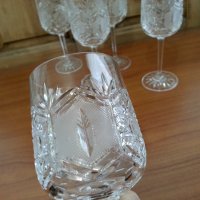 Кристални чаши, снимка 2 - Антикварни и старинни предмети - 36770351
