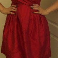 Дамска официална червена сатенена рокля, снимка 2 - Рокли - 24854546