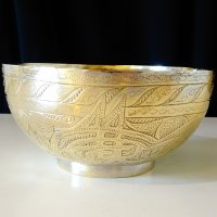 Персийска бронзова бонбониера,купа с тугри. , снимка 1 - Антикварни и старинни предмети - 28418110