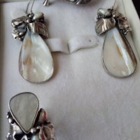 Авторски масивен сребърен лот с естествени перли и седеф, снимка 2 - Бижутерийни комплекти - 28301878