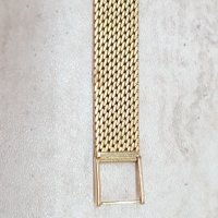 Швейцарски златен дамски часовник., снимка 9 - Бижутерийни комплекти - 34628920