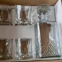луксозен комплект за уиски и напитки 4 чаши и гарафа стъкло, снимка 1 - Чаши - 43440764