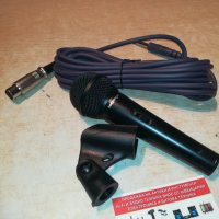 behringer profi mic с кабел и държач 2203211921, снимка 1 - Микрофони - 32264033