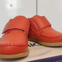 Мокасини Primigi, цвят керемида - 24 размер , снимка 1 - Детски обувки - 39722619
