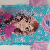 чисто нови детски тениски за момиче на 5г Барби и frozen, снимка 2 - Детски Блузи и туники - 44872670