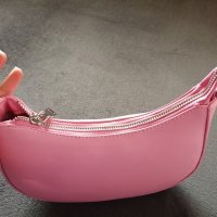 Малка дамска кожена чанта за рамо в розов цвят, снимка 16 - Чанти - 43733574