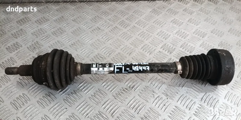 Полуоска VW Golf 4 1.6i 1999г.(предна лява)	, снимка 1