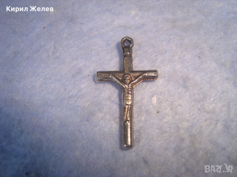 МАЛКО СРЕБРИСТО ДВУСТРАННО РЕЛЕФНО НАГРЪДНО РАЗПЯТИЕ КРЪСТЧЕ 21450, снимка 1