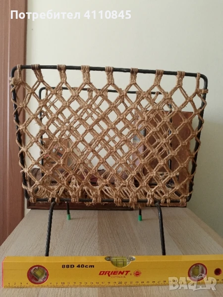 Ретро поставка за вестници и списания  20 лв., снимка 1