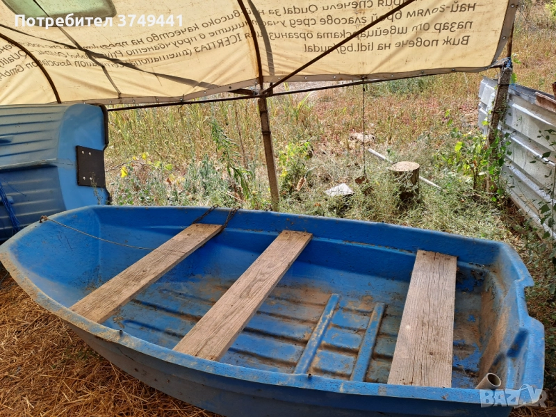 продавам лодка пластмасова, снимка 1