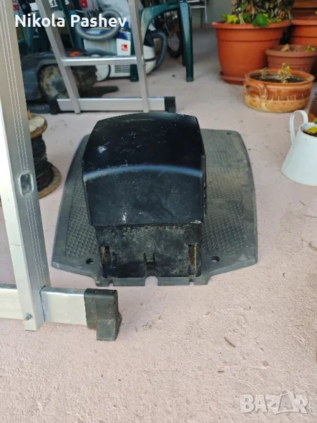 зарядна станция Husqvarna 220 AC, снимка 1