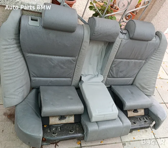 Задни седалки BMW E39 задна седалка БМВ Е39 Седалките са с детски столчета, снимка 1