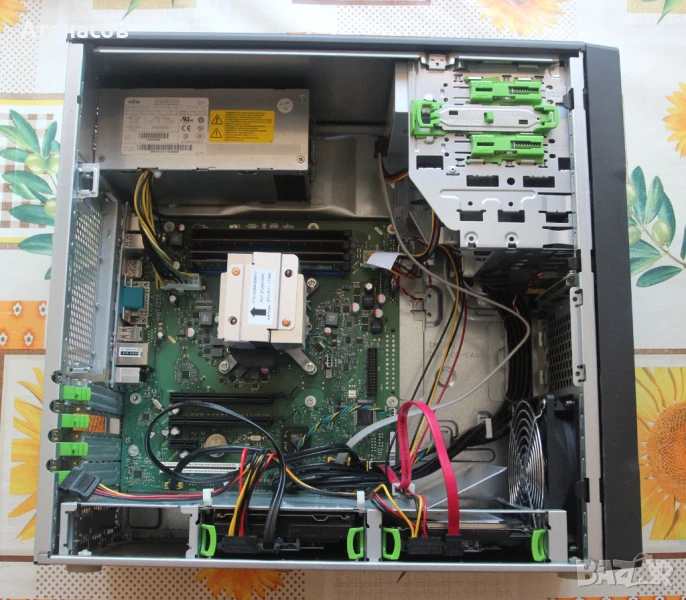Fujitsu Esprimo P700 E90+ i5 2400/8GB RAM/500GB HDD, снимка 1