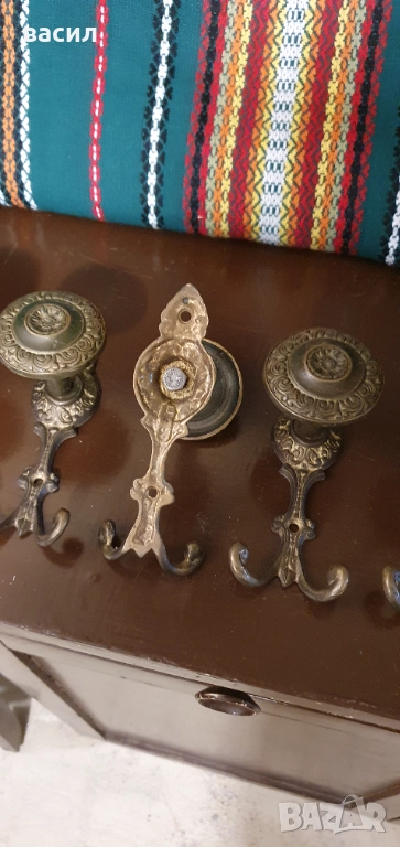 месингови ретро закачалки, снимка 1