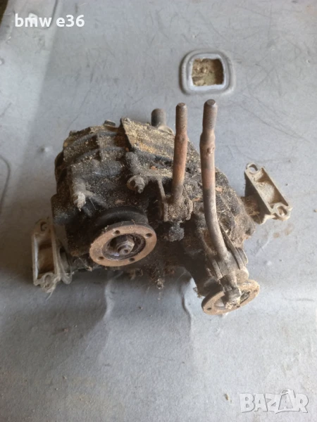 Раздтъчна кутия, раздатка за Lada Niva 1.6, снимка 1