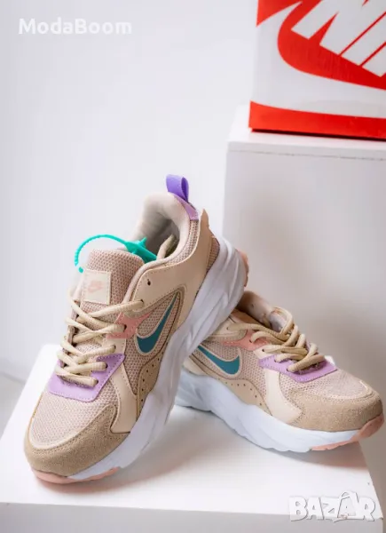 Nike дамски маратонки , снимка 1