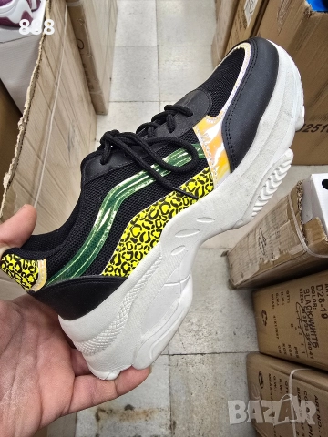 дамски обувки маратонки , снимка 2 - Маратонки - 52771886