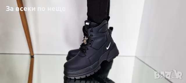Дамски боти Nike - Налични различни цветове и модели, снимка 18 - Дамски боти - 48230618