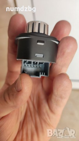 Копче за електрически огледала на volkswagen, снимка 3 - Части - 36655825