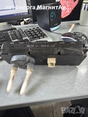 Панел управление климатик Mercedes E Class W210 1996-2001 г. 2108300185 Мерцедес Е класа, снимка 2 - Части - 52073644