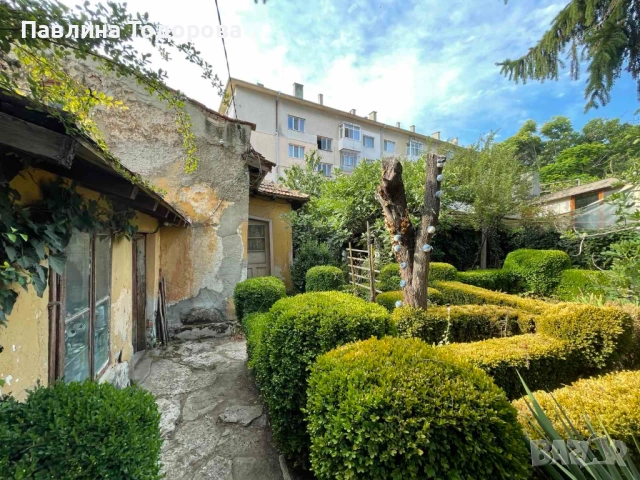 "ПРЕСТИЖ-П"ЕООД ПРОДАВА КЪЩА В ЦЕНТЪР - ГР.ДОБРИЧ, снимка 2 - Къщи - 52572306