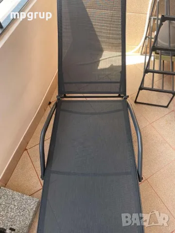 Продавам перфектен шезлонг, снимка 4 - Къмпинг мебели - 50045136