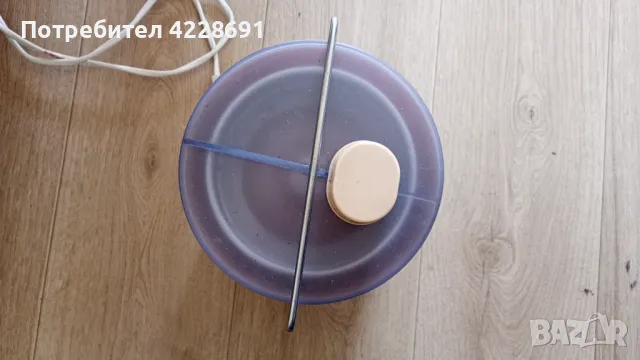 2бр. работещи ретро кухненски уреди -миксер робот и сокоизтисквачка, снимка 9 - Аксесоари за кухня - 49101875