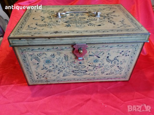 Голяма Стара Ламаринена Кутия тип Ракла