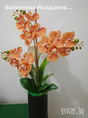 реалистични изкуствени орхидеи в керамична кашпа , снимка 2 - Декорация за дома - 50920870