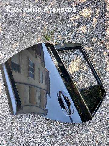 Врата задна лява  за Тойота Авенсис T27 комби седан. 2009-2015г