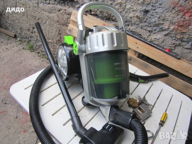 прахосмукачка Grunding 220-8, снимка 2 - Прахосмукачки - 28584756