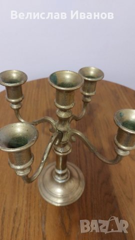 Старинен бронзов свещник петица. В отлично състояние.