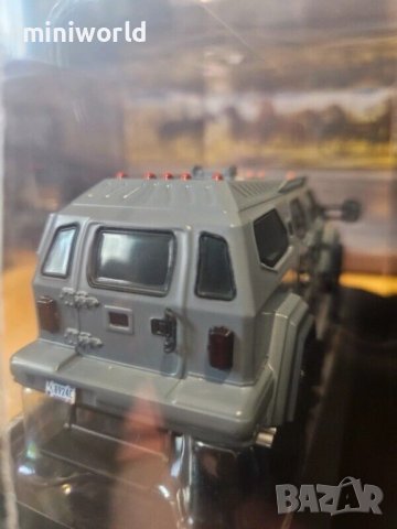 Gurkha LAPV Fast and Furious 2008 - мащаб 1:43 на Hachette моделът е нов в PVC дисплей-кейс, снимка 4 - Колекции - 43226348