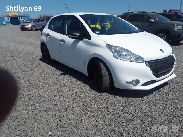 Пежо 208 1.4hdi, снимка 3 - Автомобили и джипове - 50989510