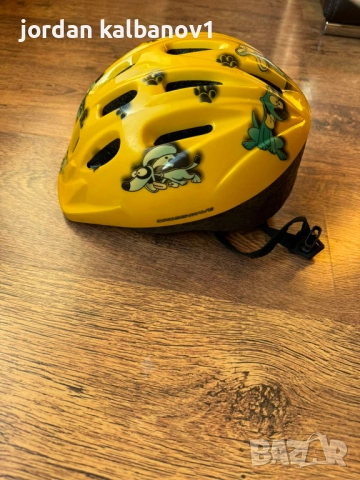 Жълта с кученца каска за велосипед или други спортове само за 10лв. crosswave, снимка 4 - Спортна екипировка - 52531604