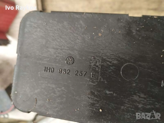  вакуум помпа централно VW, Volkswagen Golf Passat 1H0962257E , снимка 5 - Части - 52742140