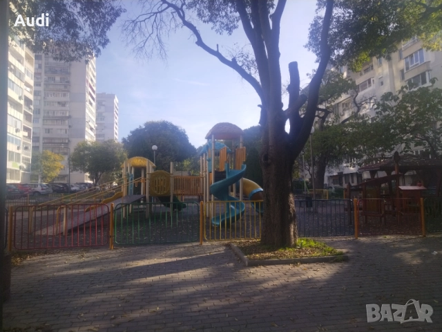 Собственик дава под наем обзаведена партерна боксионера. гв. Варна кв. Колхозен пазар Площад Лаврент, снимка 3 - Апартаменти - 51925770