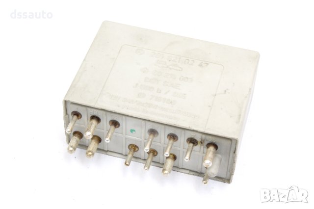 Реле мигачи и чистачки Mercedes W124 W126 A2018210247, снимка 1