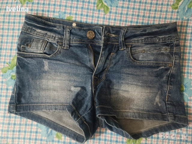 Дамски къси гащи , снимка 10 - Къси панталони и бермуди - 53459891