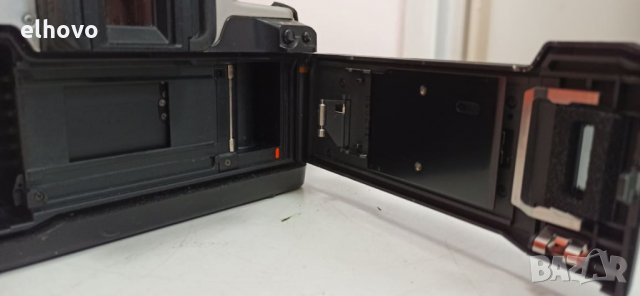 Фотоапарат Canon EOS 50, снимка 2 - Фотоапарати - 33000316