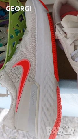 Маратонки NIKE за бягане React Miller CW1778 101, снимка 6 - Маратонки - 51216256