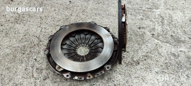Съединител феродов диск претискател VW Touran 1.9TDI-105к.с.BKC - 160лв