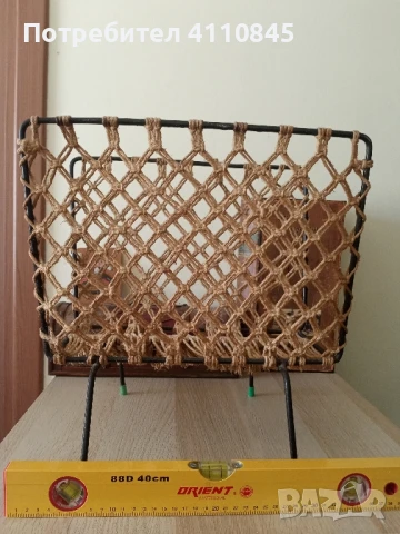 Ретро поставка за вестници и списания  20 лв.