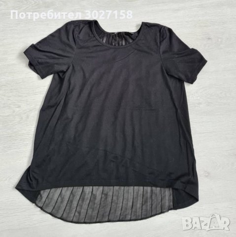 Черна тениска с ефектен гръб плисе, снимка 3 - Тениски - 32478733