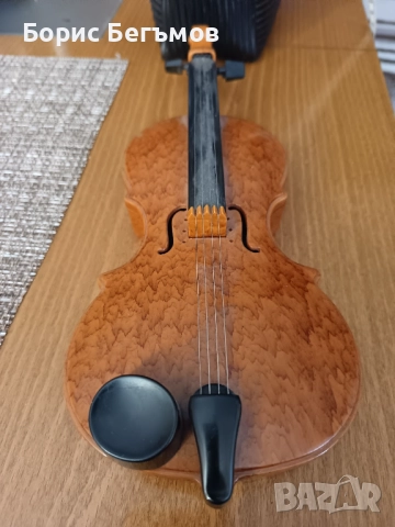 Малка пластмасова играчка цигулка , снимка 7 - Колекции - 52204272