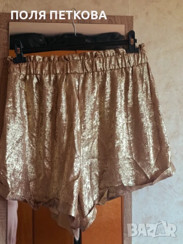 Златни къси панталонки, снимка 5 - Къси панталони и бермуди - 50844937