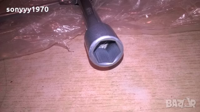кръстчка за гуми 17/19/21/23мм-нов ключ УСИЛЕН-35Х35СМ, снимка 9 - Аксесоари и консумативи - 27409516