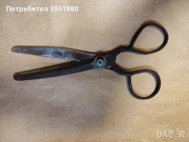 Стари ножици, снимка 2 - Антикварни и старинни предмети - 48015328