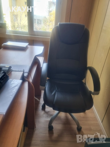 Офис стол, снимка 2 - Столове за офис - 52247101