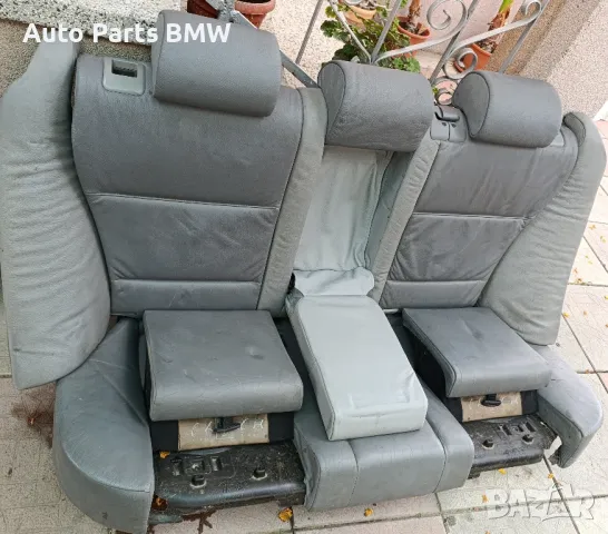 Задни седалки BMW E39 задна седалка БМВ Е39 Седалките са с детски столчета